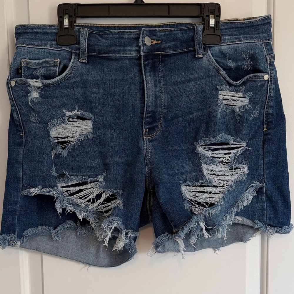 Judy Blue Ripped Dark Blue Jean Shorts 2XL